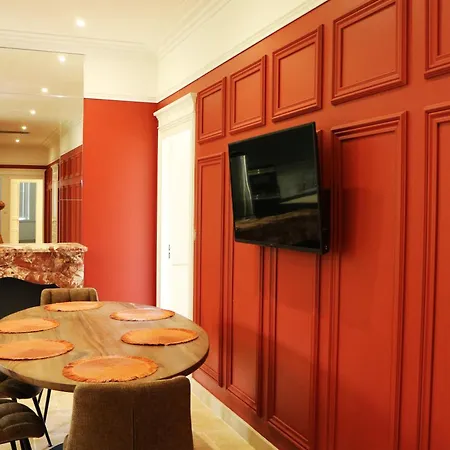 Champagne Andre Bergere - 4* 에페르네이