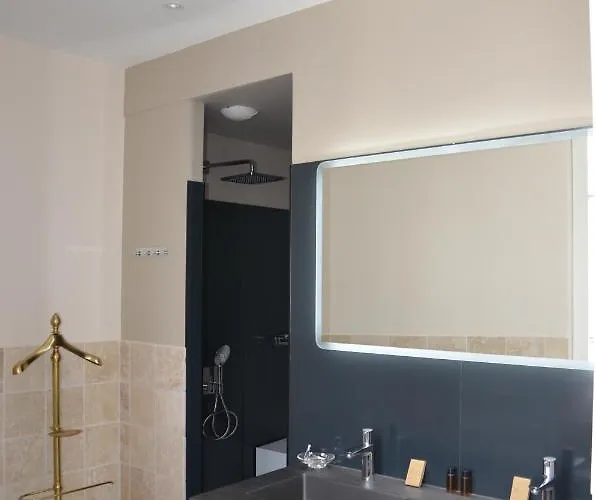 Champagne Andre Bergere - Bed and Breakfast Επερνέ